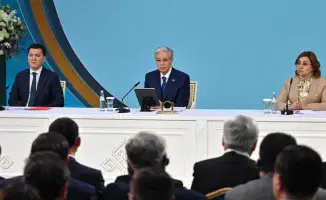 Президент Казахстана Касым-Жомарт Токаев на V заседании Национального курултая в Кызылорде выразил недовольство работой правительства и фонда 'Самрук-Казына', подчеркивая необходимость улучшения их деятельности.
