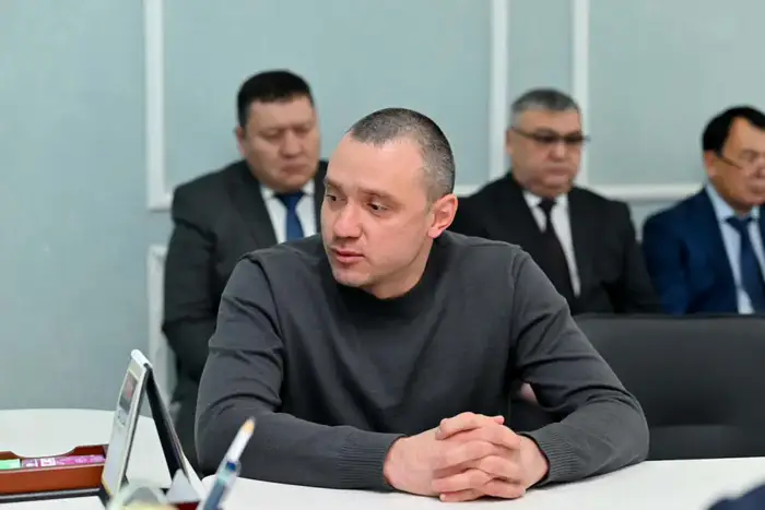 Аким области пообещал взять под контроль важные вопросы граждан на приеме Уральске
