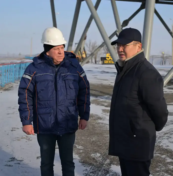 Аким Павлодарской области проверяет угольные разрезы Экибастуза из-за жалоб на задымление Уральске