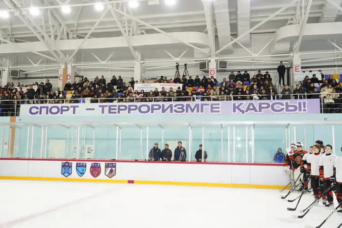 В ТУРКЕСТАНЕ ПРОШЛИ МАТЧИ ХОККЕЙНОЙ «МОЛОДЕЖНОЙ ЛИГИ» (2)