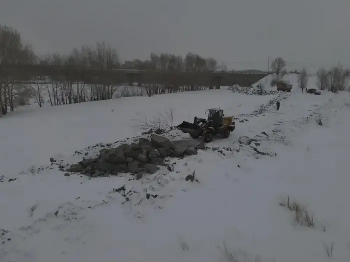 В Усть-Каменогорске ведется подготовка к паводковому периоду (2)