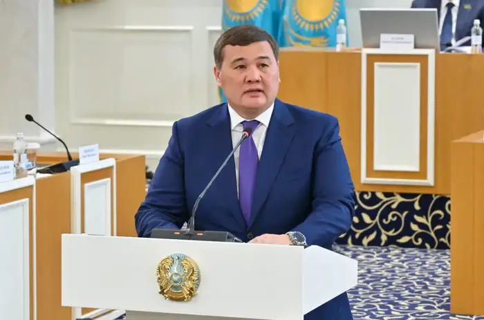 Нурлыбек Налибаев о необходимости экологических норм в новой Конституции на заседании Комиссии по конституционной реформе Уральске