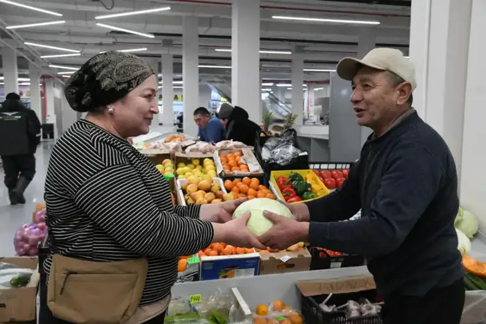 Сельхозярмарка в Астане: доступные цены на продукты Уральске