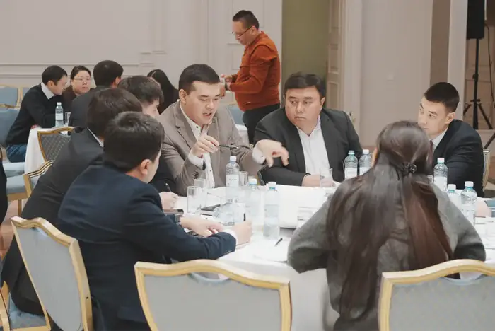 Управление отходами: стратегическая сессия в регионе Уральске