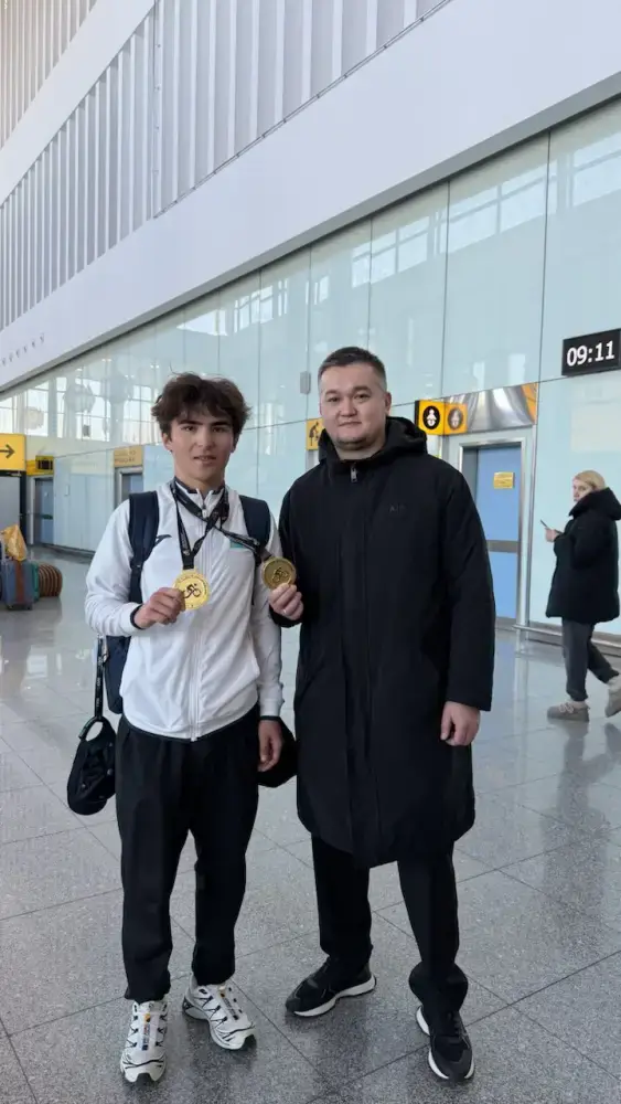 Двукратный чемпион Азии по велоспорту вернулся на родину (4)