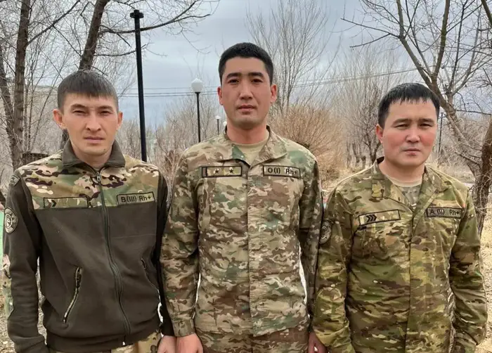 Героизм военнослужащих Национальной гвардии в эвакуации жителей во время пожара в Алатау Уральске