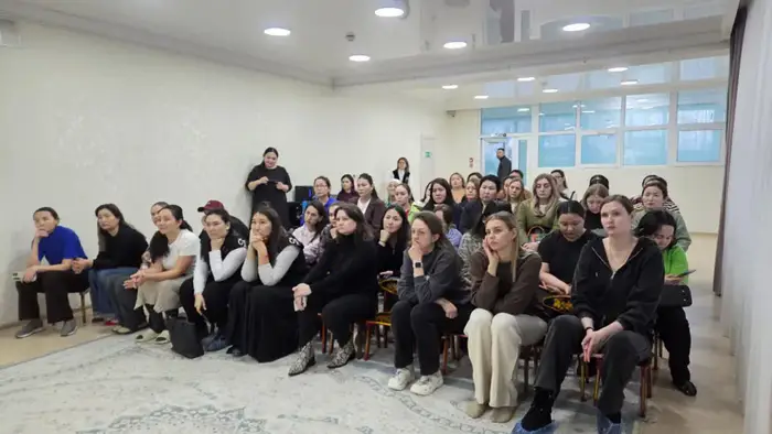 Родители детского сада «Таншолпан» обучаются финансовой грамотности для защиты от мошенников Уральске