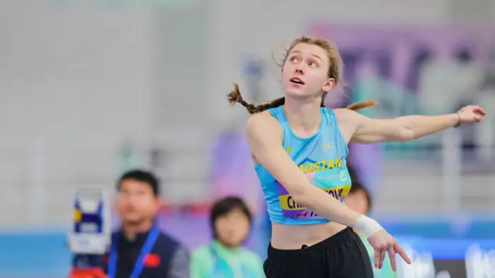 Казахстанская легкоатлетка Алина Чистякова завоевала золото на чемпионате Азии в помещении Уральске