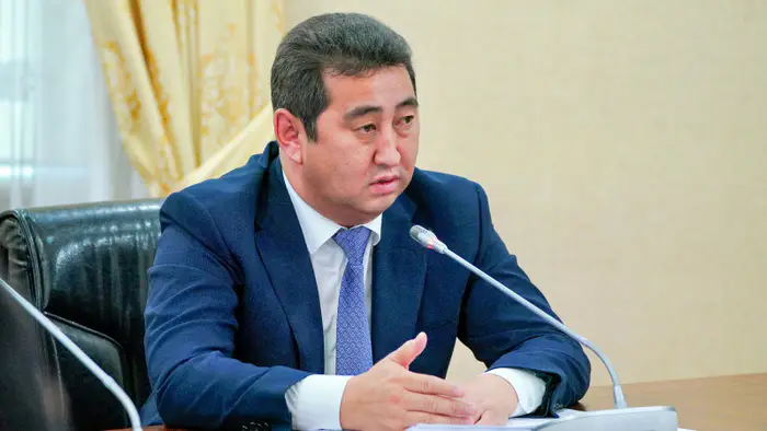 Субсидии в семье: как министр сельского хозяйства Айдарбек Сапаров объяснил, что родные сами пашут на государственные дотации Уральске