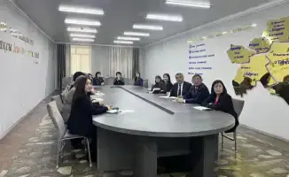 Круглый стол: Обсуждение механизмов защиты прав человека в образовании и конституционных реформ в Казахстане