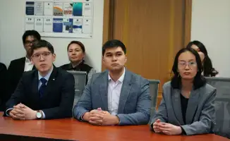 Студенты ЕНУ обсудили с руководителем Национального центра по правам человека историю Омбудсмена и правозащитные инициативы