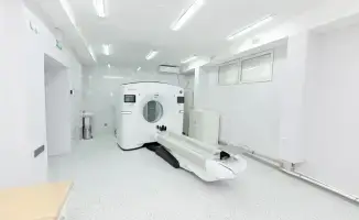 Современное оборудование для диагностики и лечения онкозаболеваний в центре ядерной медицины и онкологии Семей