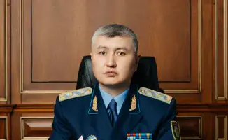 Ерлан Утегенов назначен заместителем генерального прокурора, сообщает Tengrinews.kz