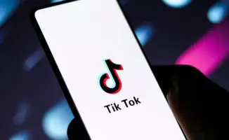 TikTok под прицелом: дизайн или зависимость по закону?