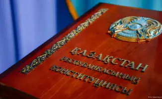 Токаев подчеркивает значимость Конституции Казахстана и вклад Назарбаева в её формирование