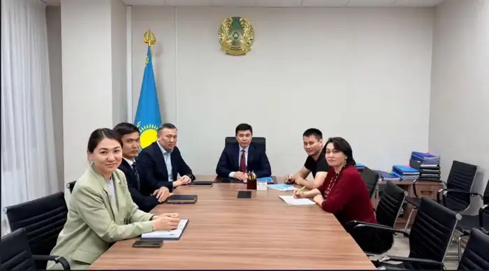 Куандык Кажкенов провел встречу с общественными организациями для обсуждения жилищной политики и новых законодательных инициатив Уральске