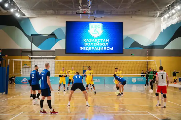 Республиканские соревнования по волейболу в Kokshe Arena с участием восьми команд Уральске