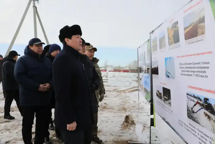 Берегоукрепительные работы и подготовка к паводку в областном центре Уральске