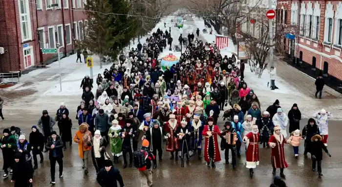 Празднование Көрісу дня в Петропавловске весной Уральске