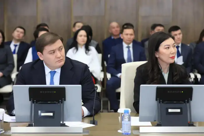 В областном акимате прошло заседание на тему «Новая прогрессивная Конституция – опора нашего единства» (8)