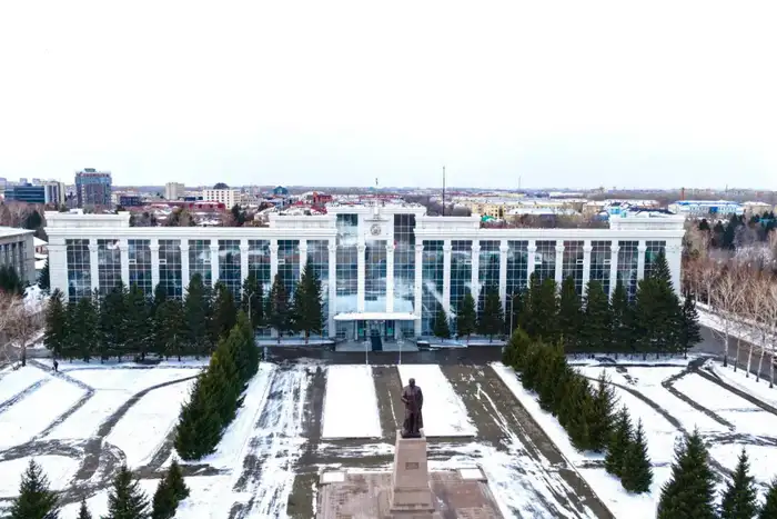 Восточно-Казахстанский акимат: мост между идеями и реальностью Уральске