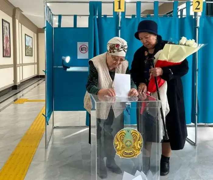 Участие 90-летнего ветерана в референдуме в Илийском районе как пример активной гражданской позиции Уральске