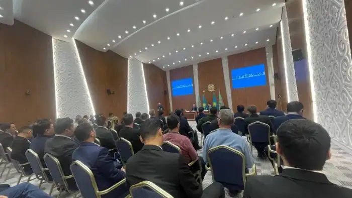 Сотрудники института осваивают навыки безопасности в условиях угрозы Уральске
