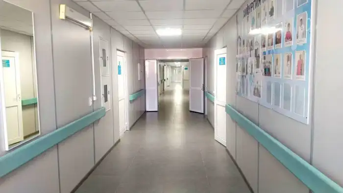 В Курчумском районе капитально отремонтировали районную больницу (2)