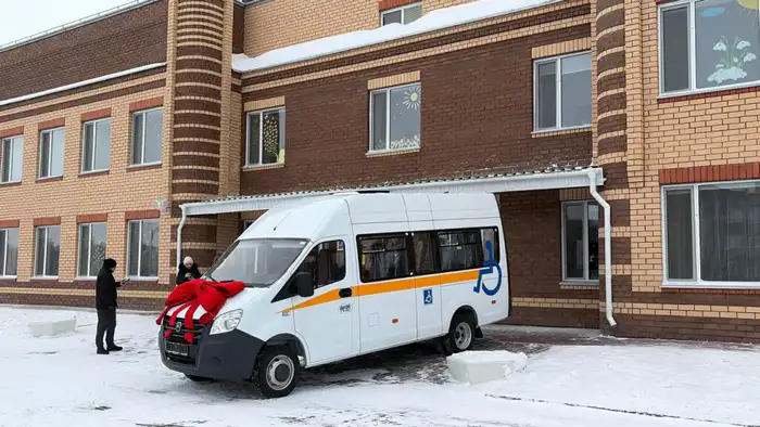 Специализированный детский сад «Аяла» г. Кокшетау получил новый автомобиль (3)