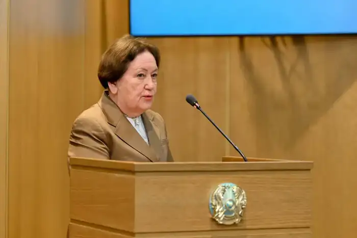 Члены общественного совета области Абай выразили поддержку новой Конституции (3)