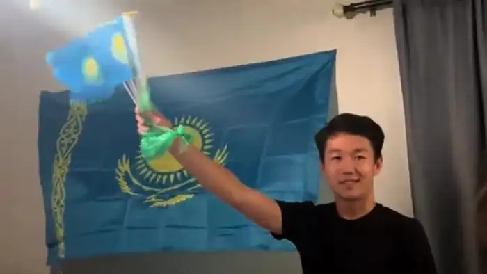 Заголовок: "Казахстанцы за границей: тепло и радушие в каждом уголке мира"

В последние месяцы в социальных сетях активно появляются видеоролики, демонстрирующие, как иностранцы тепло принимают казахстанцев за пределами родины. Эти кадры подтверждают, что Уральске