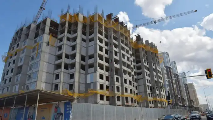 20 миллионов квадратов: где скрылись казахстанские метры? Уральске