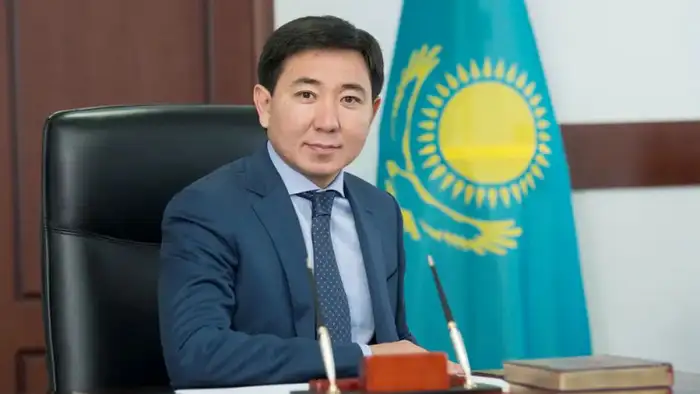 Мошенничество и взятка: Жаксылык Омар признал вину в суде Усть-Каменогорска Уральске