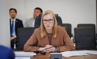 Обсуждение цифровизации высшего образования и внедрения ИИ-технологий на встрече министра науки и высшего образования с представителями Google
