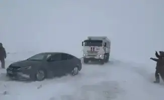 Спасение 78 человек из снежных заносов в Казахстане за три дня