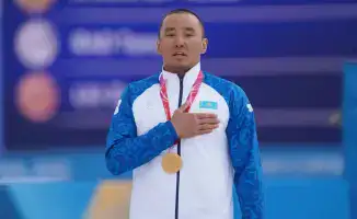 Ербол Хамитов приносит Казахстану первую золотую медаль на Паралимпийских играх в Милане