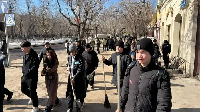 Около 10 тысяч жителей вышли на «Тазару күні» в Карагандинской области (3)