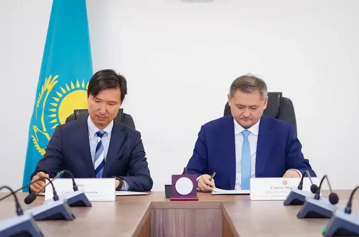 Саясат Нурбек встречается с представителями QIST для обсуждения научного сотрудничества Казахстана Уральске