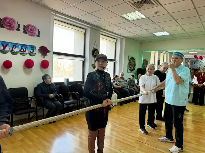 Пенсионеры Астаны: в tug-of-war за победу и единство Уральске