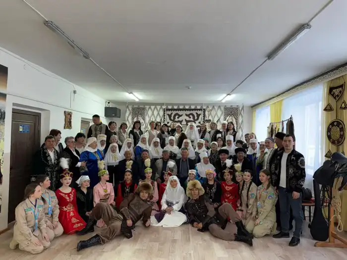 В школе района Алтай открыт кабинет национальных традиций (10)