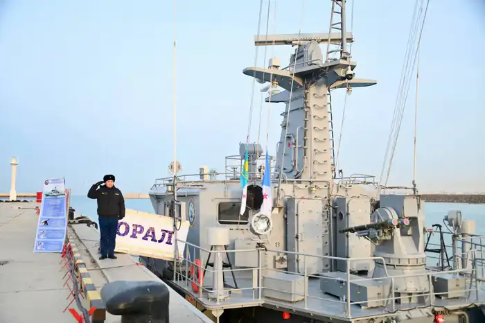 Повышение боеготовности Военно-морских сил: укрепление оборонных позиций страны Уральске