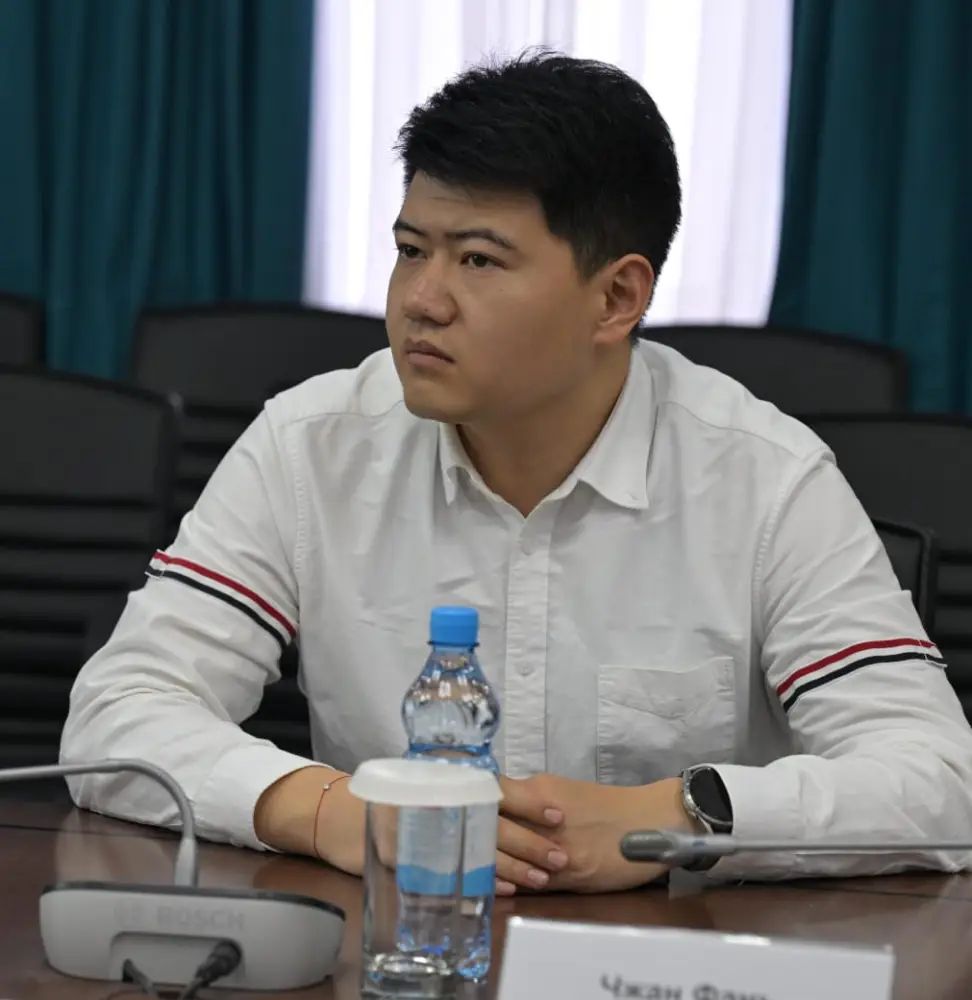 Акимат Павлодарской области подписал меморандум о сотрудничестве с китайской компанией Snow Valley Agricultural Group Co. Ltd - одним из крупнейших в Азии агропромышленных холдингов, специализирующихся на полном цикле производства картофеля (4)