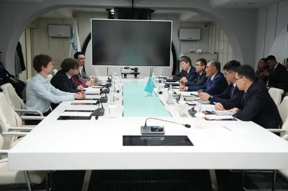 Нур-Султан обсуждает водосбережение и экопрограммы Уральске