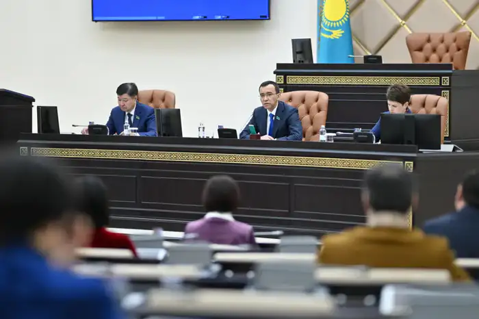 Сенат Казахстана одобрил соглашение с Всемирным Банком Уральске