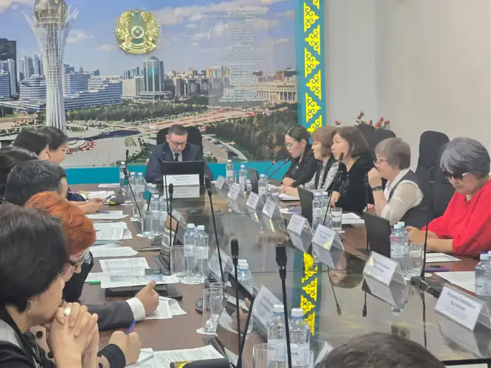 Круглый стол в Кокшетау: обсуждение конституционных гарантий прав в образовании Уральске