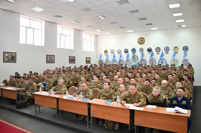 Генерал-лейтенант Каныш Абубакиров провёл инспекцию воинских частей Атырауского и Актауского гарнизонов Уральске