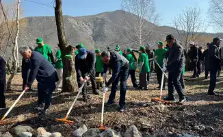 Экологическая акция Мөлдір бұлақ в Алматинской области участие 1500 человек высадка деревьев