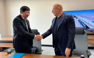 Казахстан укрепляет транспортные связи с Монголией через поставку вагонов на 10 млн долларов