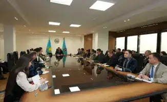 Сотрудники МЧС Казахстана в национальной одежде: шаг к сохранению культурного наследия