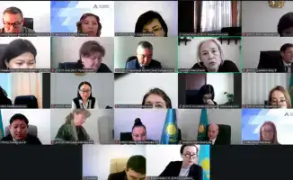 Обсуждение повышения эффективности коммуникации и анализа учебных планов на международном уровне